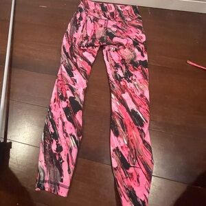 lululemon guc Pink, Black, & White Abstract Leggings